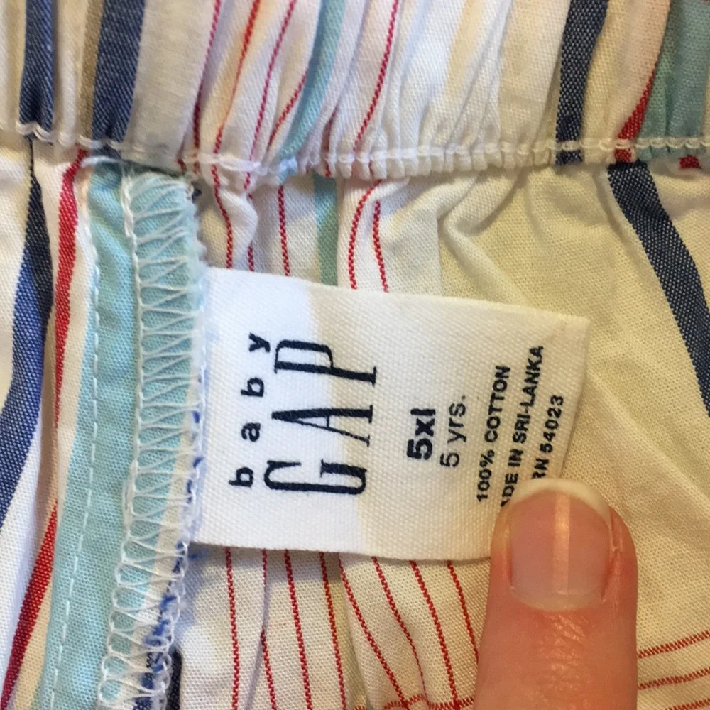 NWT & NWOT Gap plaid shorts